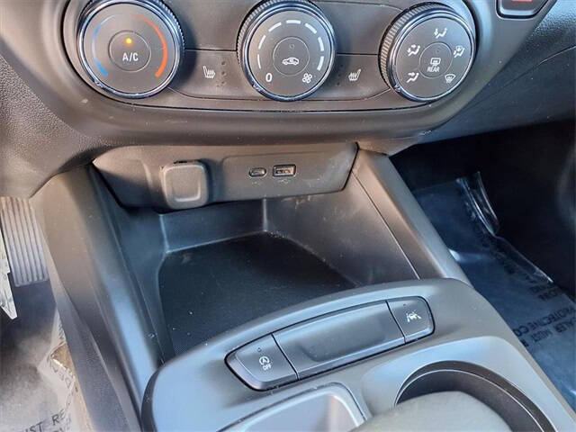 2024 Chevrolet Trax RS