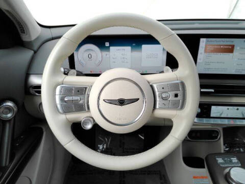 2024 Genesis GV60 Standard