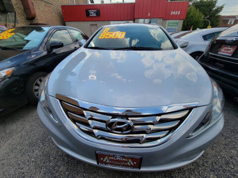 2011 Hyundai Sonata for sale at Alpha Motors in Chicago IL