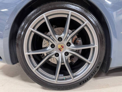 2017 Porsche 911 Carrera