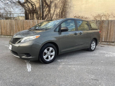 2011 Toyota Sienna for sale at Speedway Motors in Paterson NJ