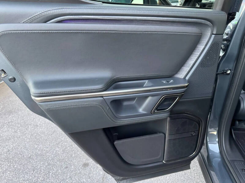 2023 Rivian R1T Adventure