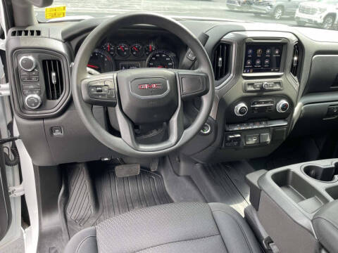 2023 GMC Sierra 1500 Pro