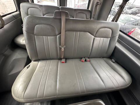 2017 Chevrolet Express LS 3500