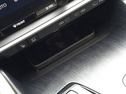 2023 Lexus RZ 450e Luxury