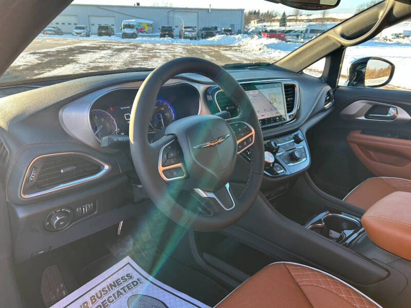 2026 Chrysler Pacifica Pinnacle