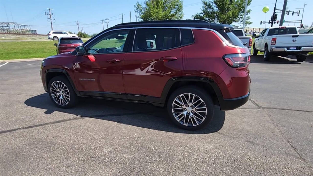 2022 Jeep Compass for sale at Victoria Auto Sales in Victoria, MN