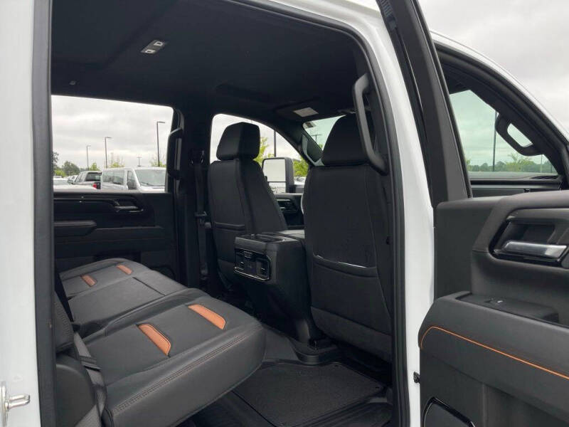 2025 GMC Sierra 2500HD