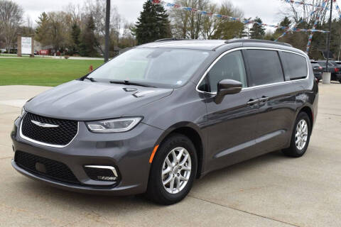 2022 Chrysler Pacifica Touring L