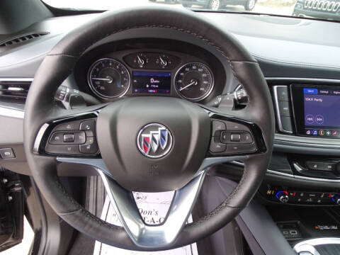2022 Buick Enclave Essence