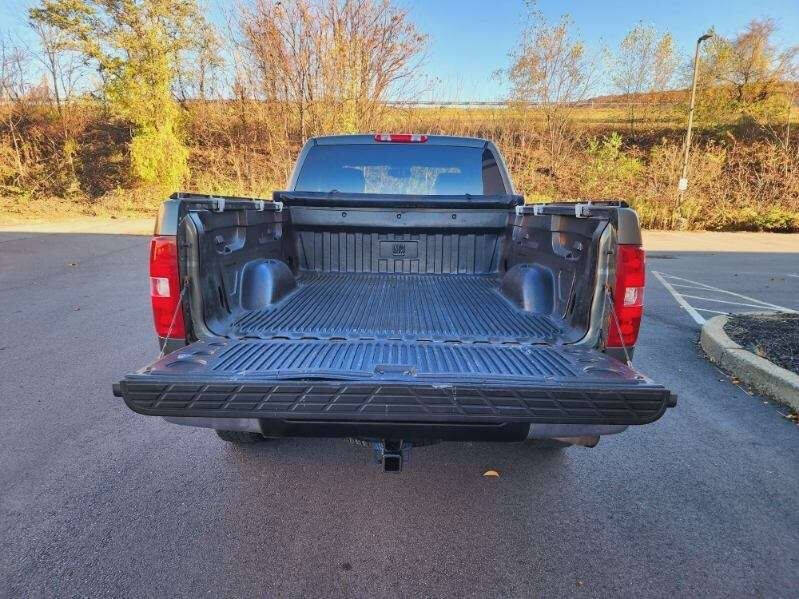 2011 Chevrolet Silverado 1500 for sale at Commonwealth Motors LLC in Moosic, PA