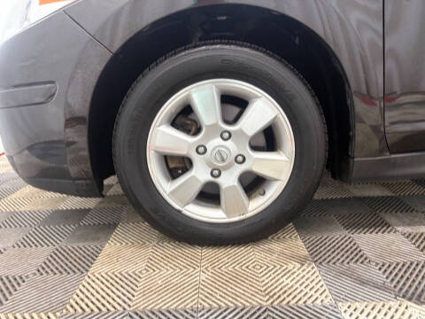 2012 Nissan Versa 1.8 S