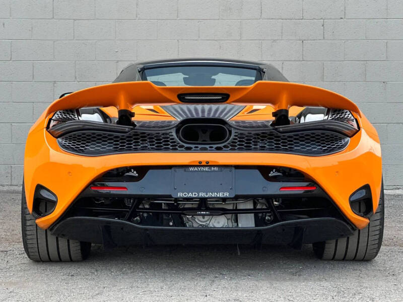 2025 McLaren 750S Spider