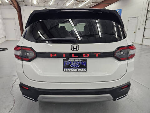 2024 Honda Pilot Touring