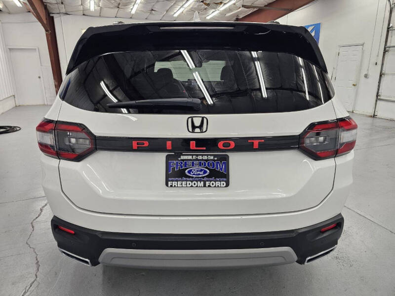 2024 Honda Pilot Touring
