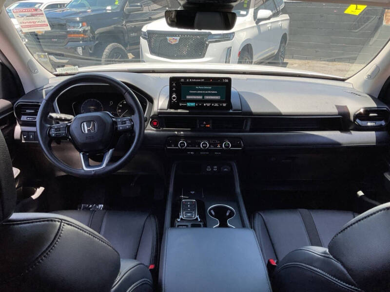 2025 Honda Pilot Touring