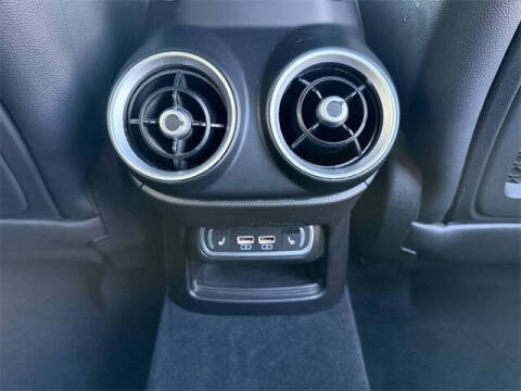 2022 Alfa Romeo Stelvio Veloce