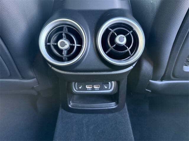 2022 Alfa Romeo Stelvio Veloce