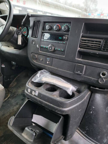 2017 GMC Savana 3500