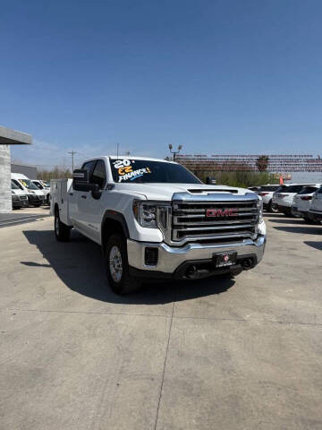 2020 GMC Sierra 2500HD for sale at A & V MOTORS in Hidalgo TX