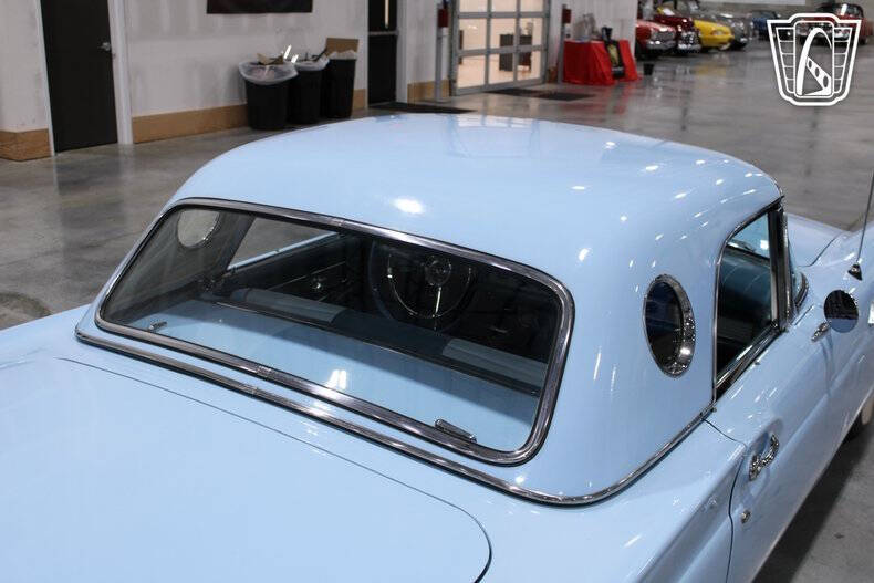 1957 Ford Thunderbird