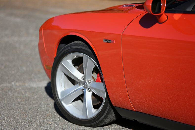 2008 Dodge Challenger SRT8