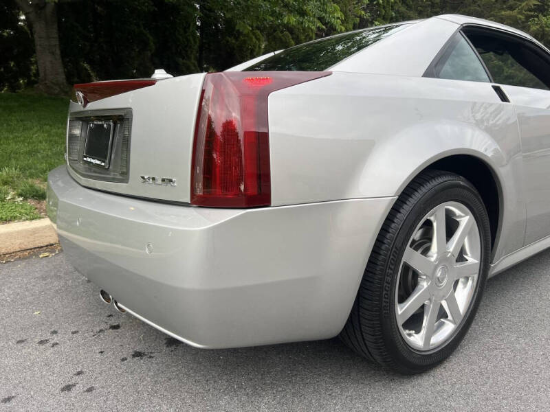 2004 Cadillac XLR