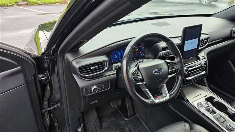 2022 Ford Explorer ST