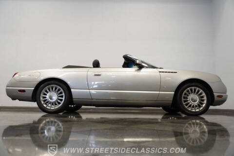 2004 Ford Thunderbird Deluxe