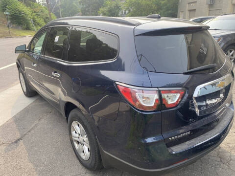 2017 Chevrolet Traverse LS