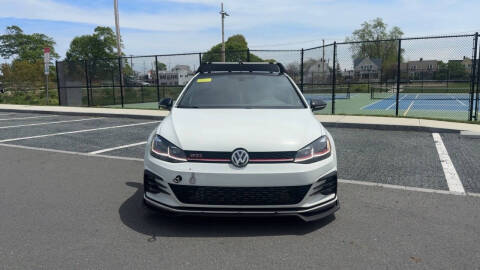 2019 Volkswagen Golf GTI Autobahn