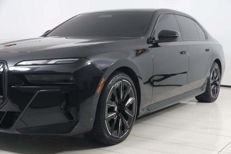 2023 BMW 7 Series 760i xDrive