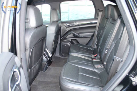 2014 Porsche Cayenne Platinum