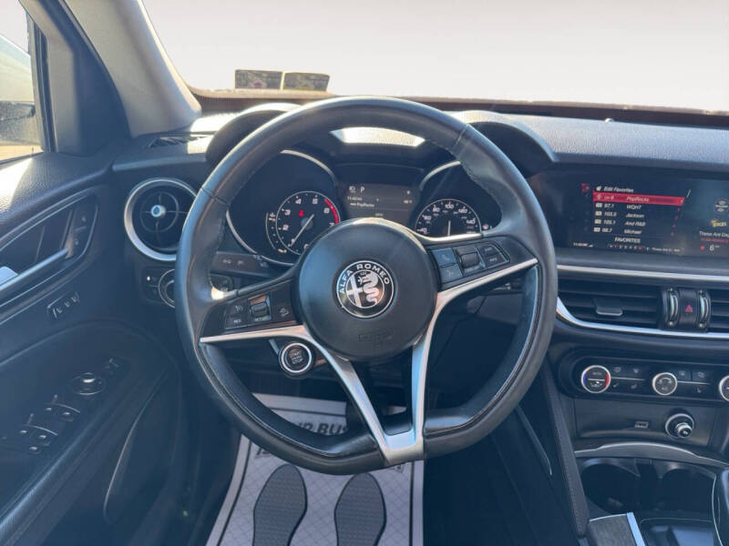 2019 Alfa Romeo Stelvio Ti