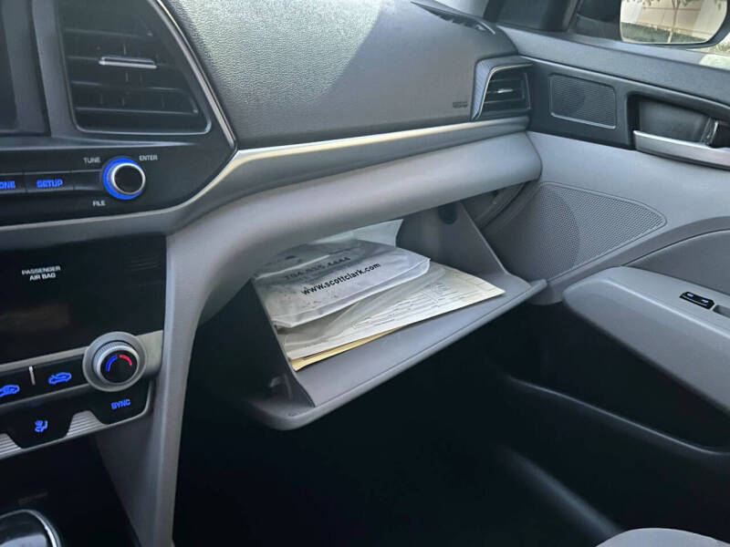 2020 Hyundai Elantra