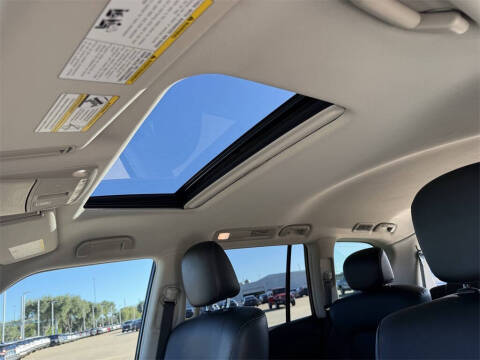 2022 Infiniti QX80 Luxe