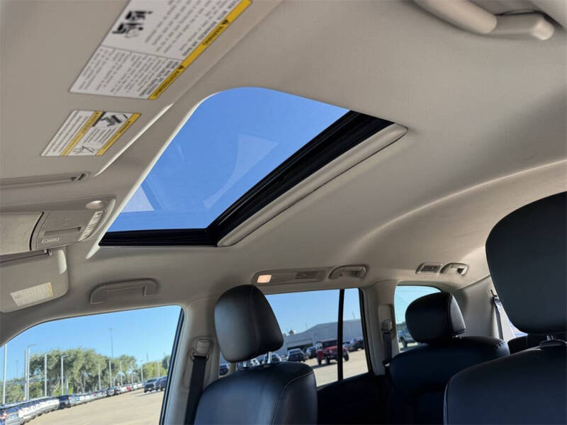 2022 Infiniti QX80 Luxe