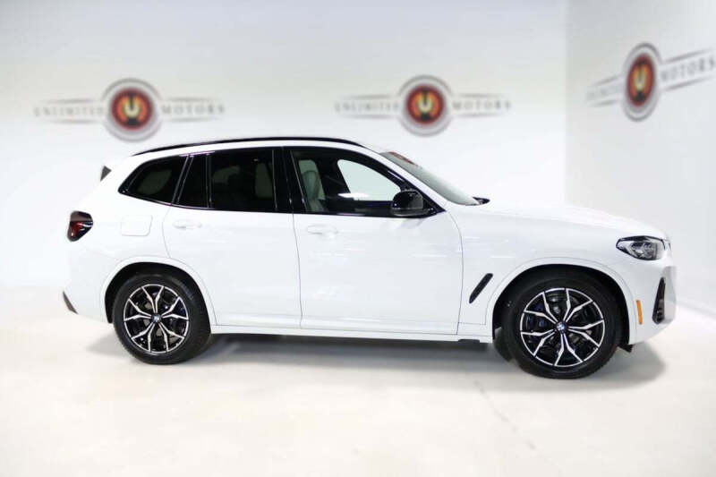 2023 BMW X3 M40i