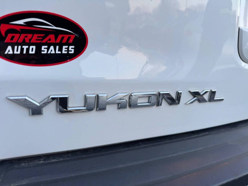 2017 GMC Yukon XL SLT