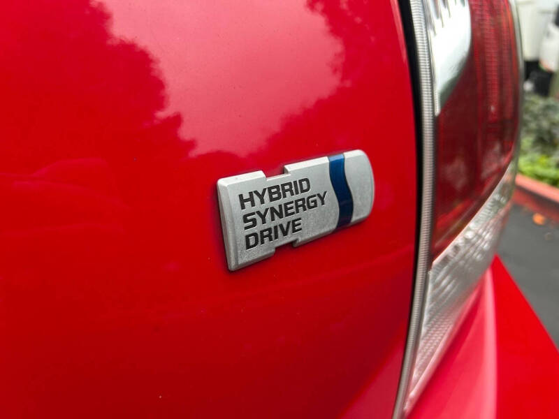 2016 Toyota Prius c Persona Special Edition