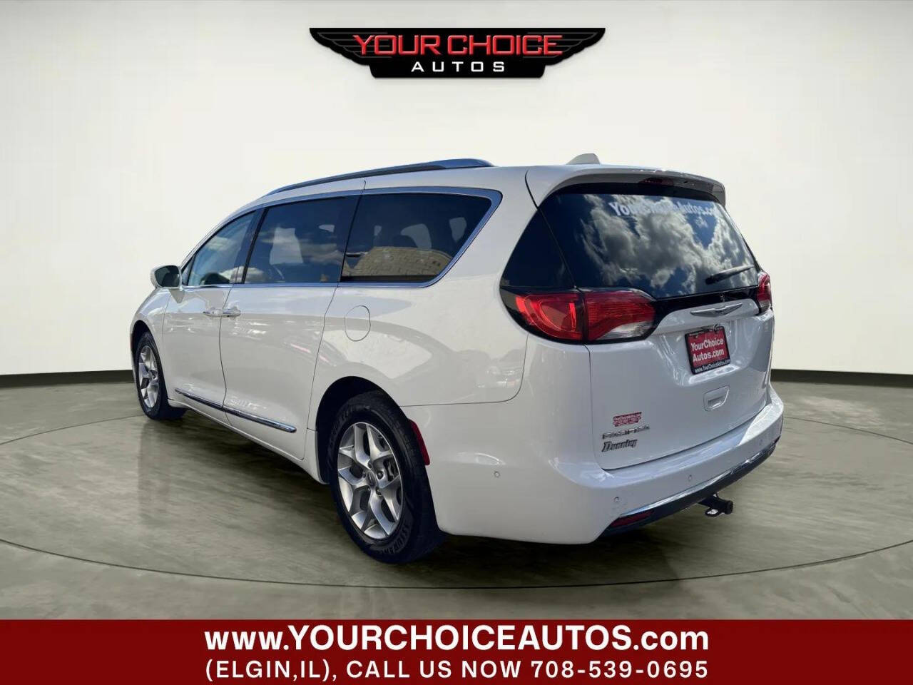 ChryslerPacifica3