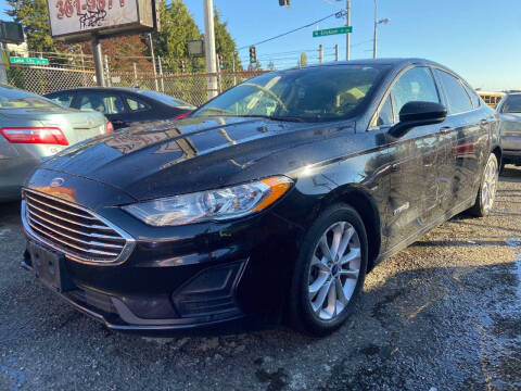 2019 Ford Fusion Hybrid for sale at SNS AUTO SALES in Seattle WA