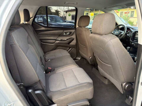 2018 Chevrolet Traverse LS