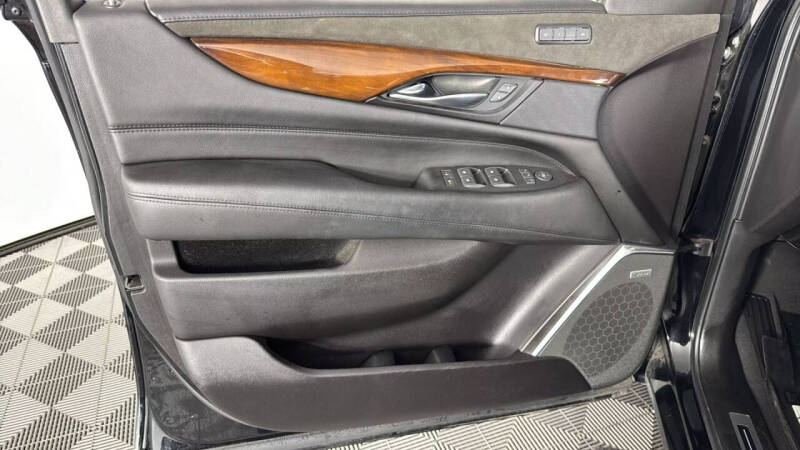 2019 Cadillac Escalade ESV Premium Luxury