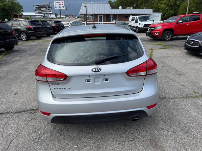 2018 Kia Forte5 LX