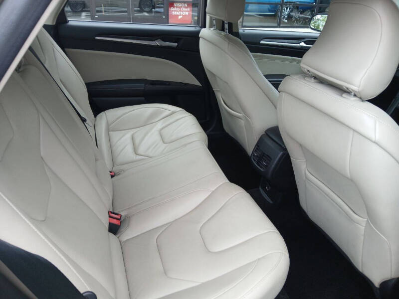 2017 Ford Fusion Titanium