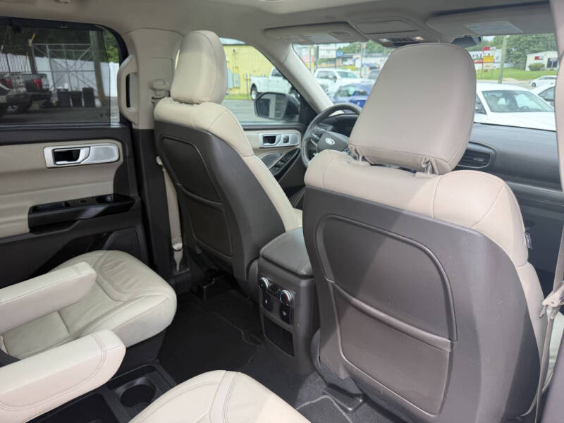 2020 Ford Explorer Platinum
