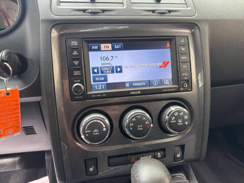 2013 Dodge Challenger SXT Plus