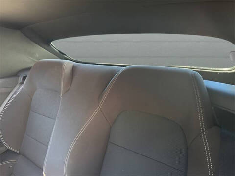 2017 Ford Mustang V6