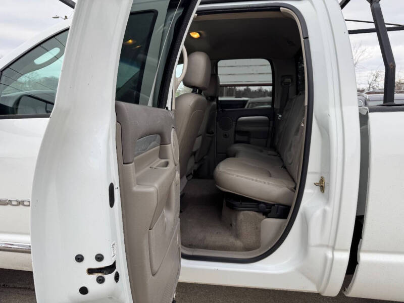 2004 Dodge Ram 3500 SLT